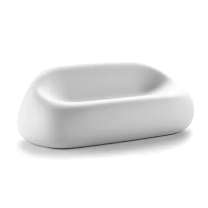 Zdjęcie Designerska sofa w stylu minimalistycznym do nowoczesnych ogrodów i wnętrz - Plust