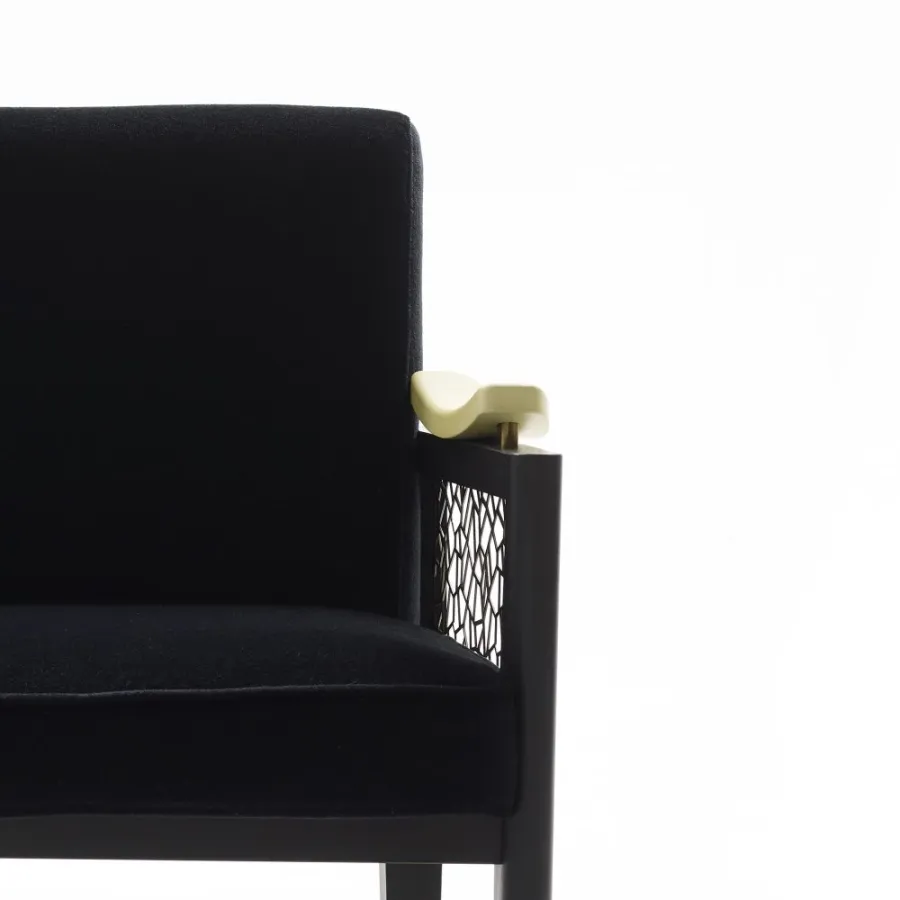 obrazek 2 Krzesło wykonane z drewna bukowego H.82xL.70xP.70 cm