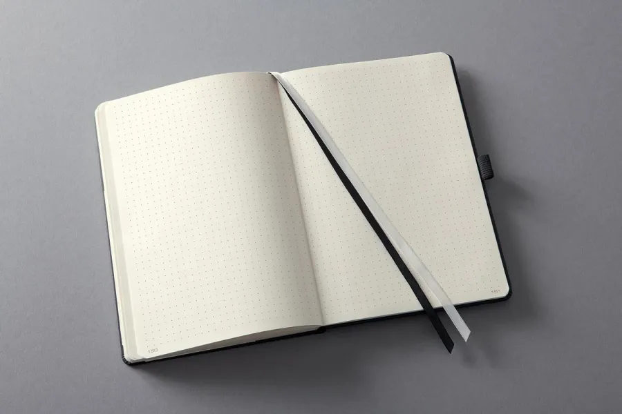 obrazek 10 Czarny notatnik, notes Conceptum w twardej oprawie A4