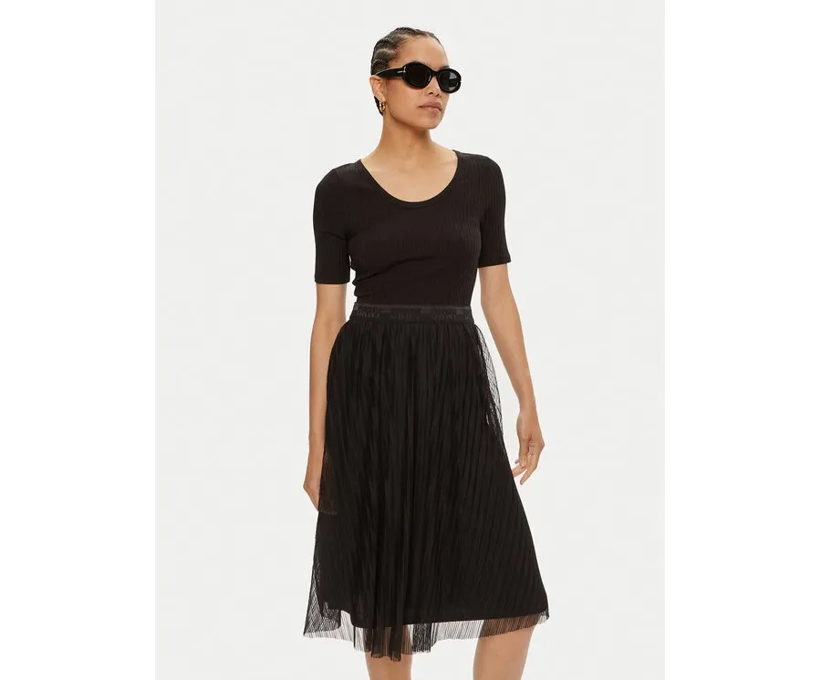 obrazek 1 DKNY Sukienka codzienna P4DDSXMP Czarny Regular Fit