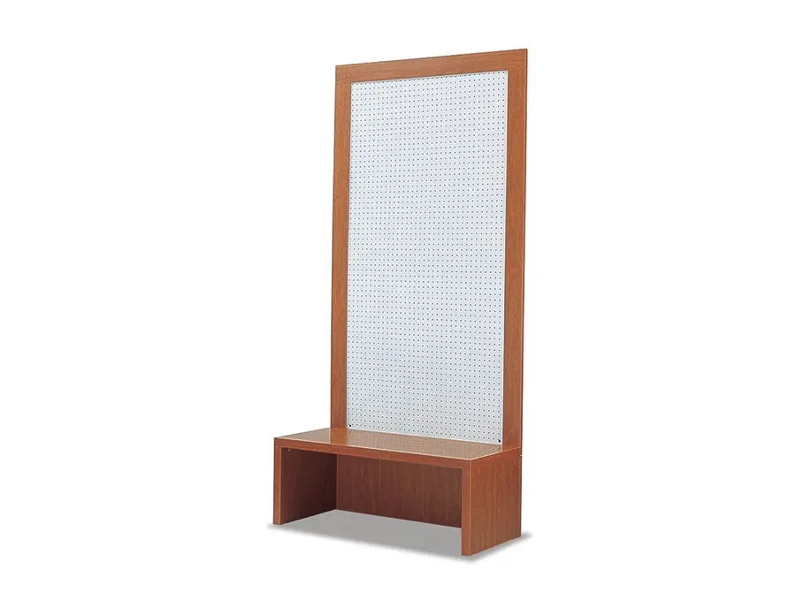 obrazek 1 Wysoki panel sklepowy z blachy perforowanej z długą ławką