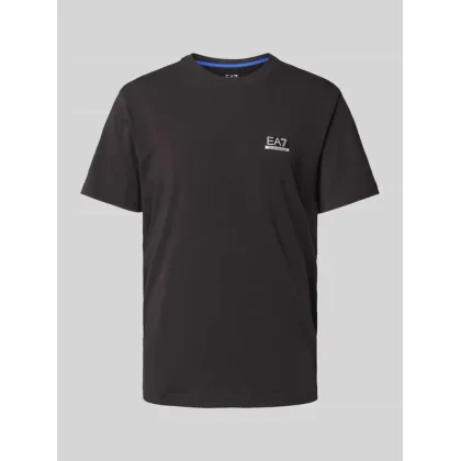 Zdjęcie T-shirt z nadrukiem z logo