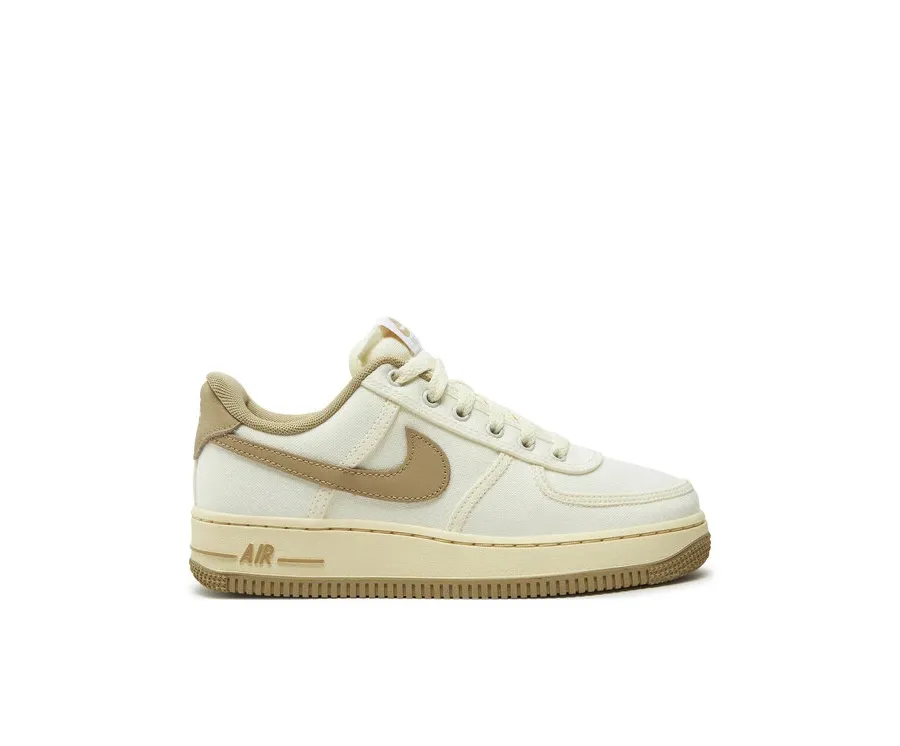 obrazek 1 Nike Sneakersy Wmns Air Force 1 HF4263 Écru