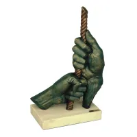 Picture A unique statuette - hands clasped on a rope