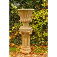 Zdjęcie Klasyczna kolumna synokia do ogrodu