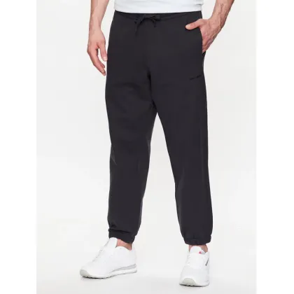 Zdjęcie New Balance Spodnie dresowe MP23551 Czarny Relaxed Fit