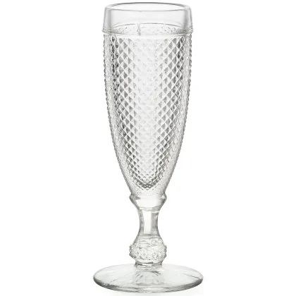 Zdjęcie Stylowy zestaw czterech kieliszków do alkoholu o klasycznym kształcie - Vista Alegre