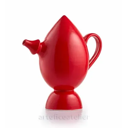 Zdjęcie Ceramiczny kolorowy dzbanek na wodę lub wino