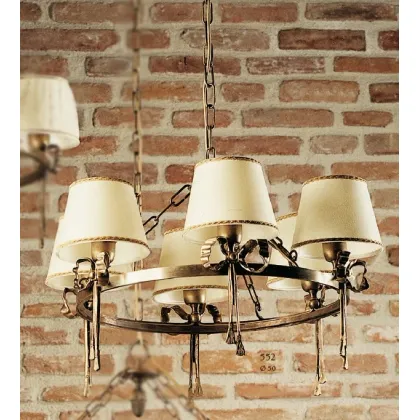 Zdjęcie Żyrandol „kościelny” ze stożkowymi imperinami z kości słoniowej - Il Paralume Marina