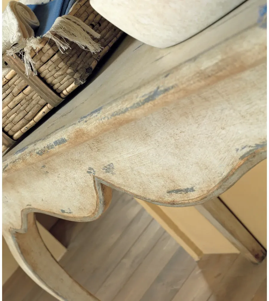 picture 3 Provance style items of furniture for a bathroom - Interiors Italia