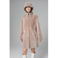 Picture Elegant merino fur coat for cold days