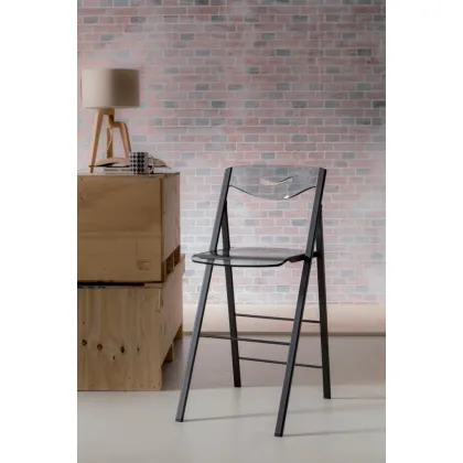 Zdjęcie Wysokie, minimalistyczne krzesło barowe