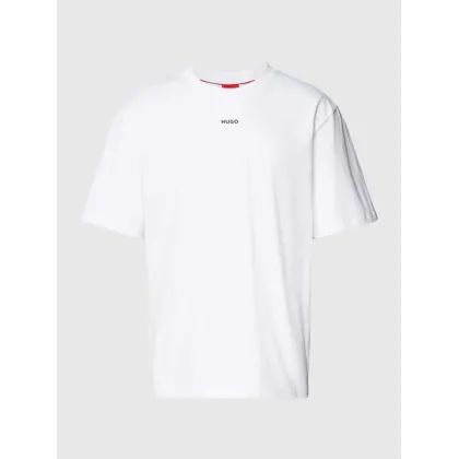 Zdjęcie T-shirt o normalnym kroju z nadrukiem z logo