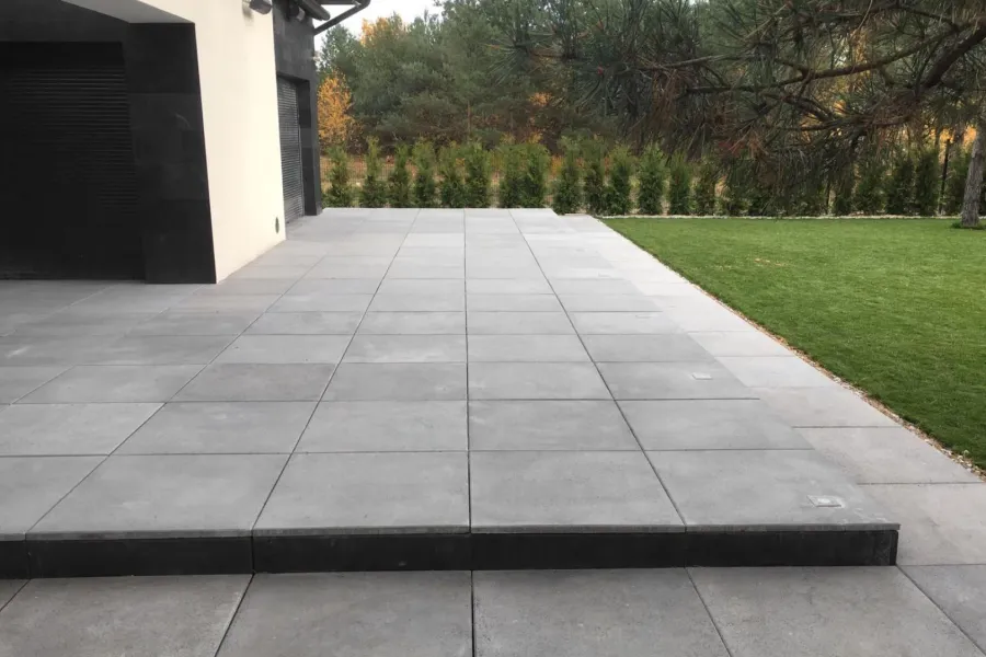 obrazek 1 80x80 cm VT - (S50 jasny szary - mysi) - betonowa płyta podłogowa i tarasowa