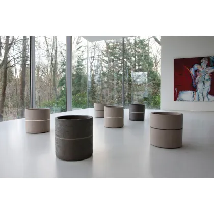 Zdjęcie Wyjątkowa donica tarasowa z gliny - Atelier Vierkant