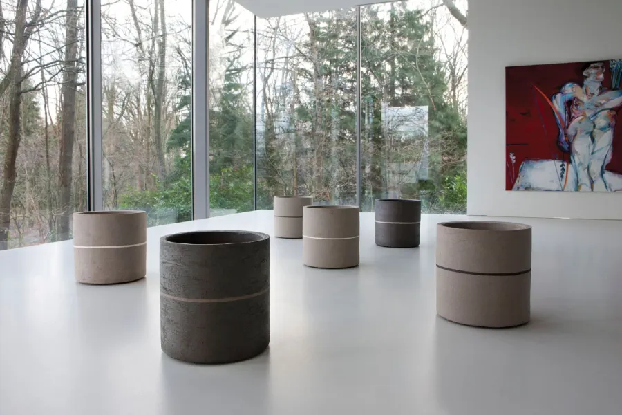 obrazek 1 Wyjątkowa donica tarasowa z gliny - Atelier Vierkant
