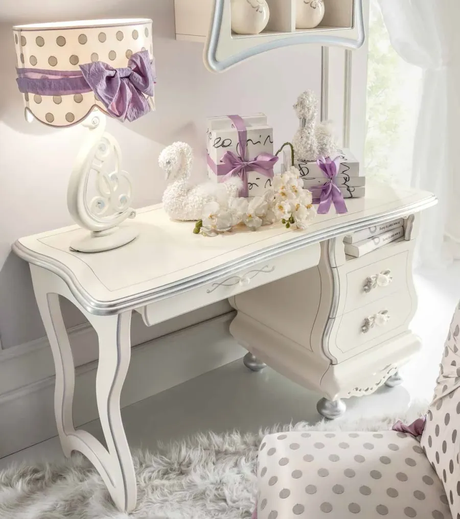 picture 2 Luxurious bedroom for girls