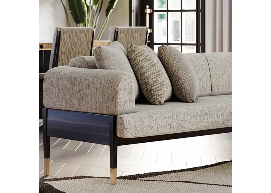 obrazek 2 Wyjątkowa tapicerowana sofa z drewnianą konstrukcją i metalowymi detalami