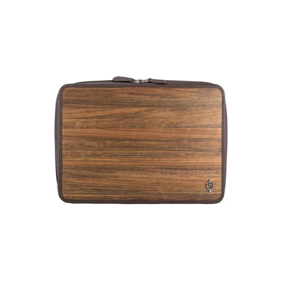 obrazek 2 Torba na laptopa 13’’ z wysokiej jakości tłoczonej skóry bydlęcej w kolorze brązowym i drewna Amazaque