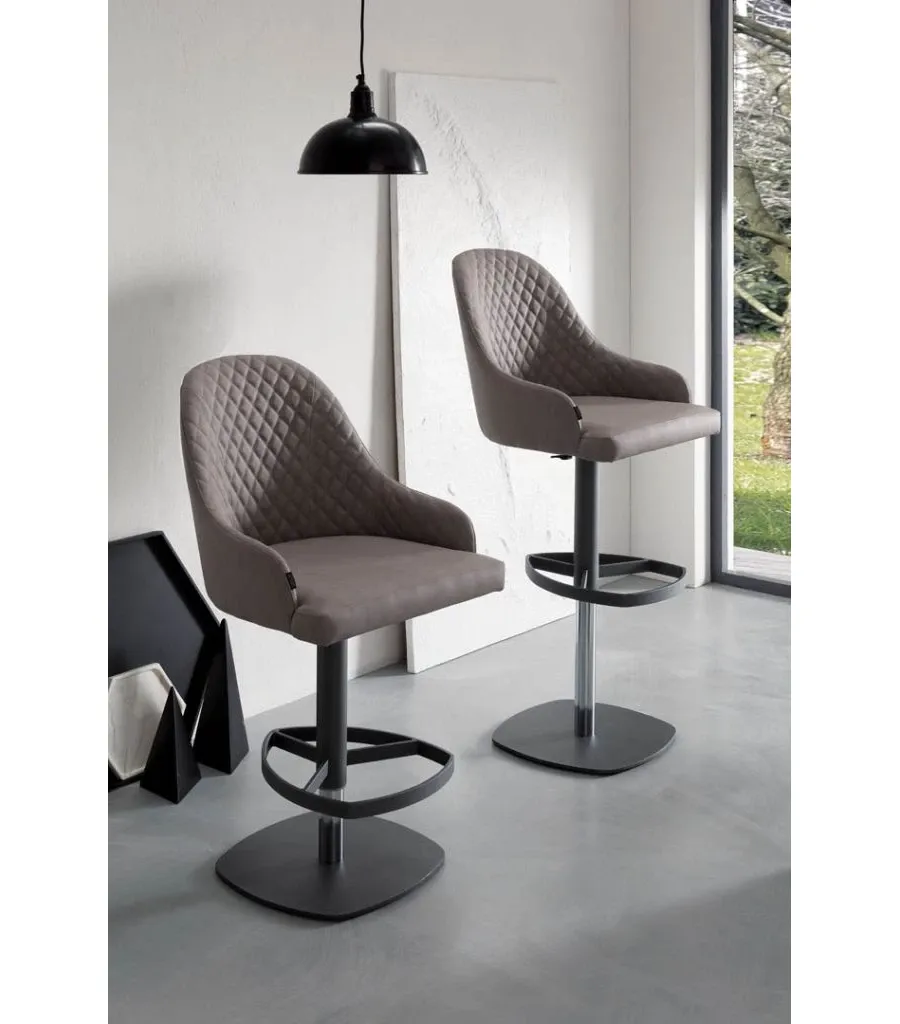 obrazek 1 Designerskie, obrotowe, skórzane krzesło barowe