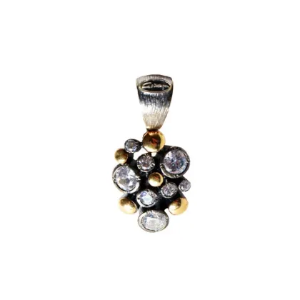 Picture Subtle pendant made of the combination of gold and zirconia