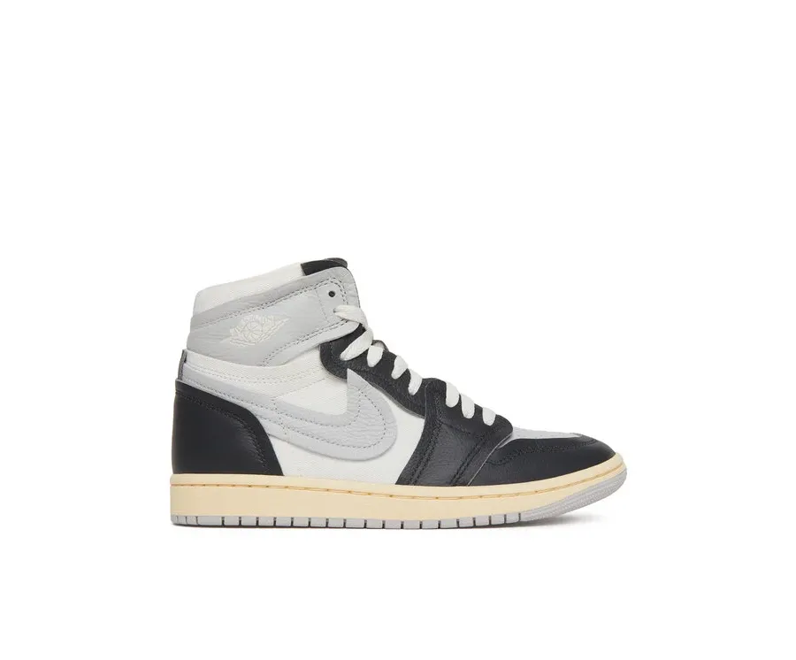 obrazek 1 Nike Sneakersy Air Jordan 1 Mm High FB9891 001 Szary