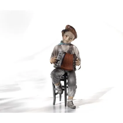 Zdjęcie Porcelanowa figurka akordeonisty - Sibania