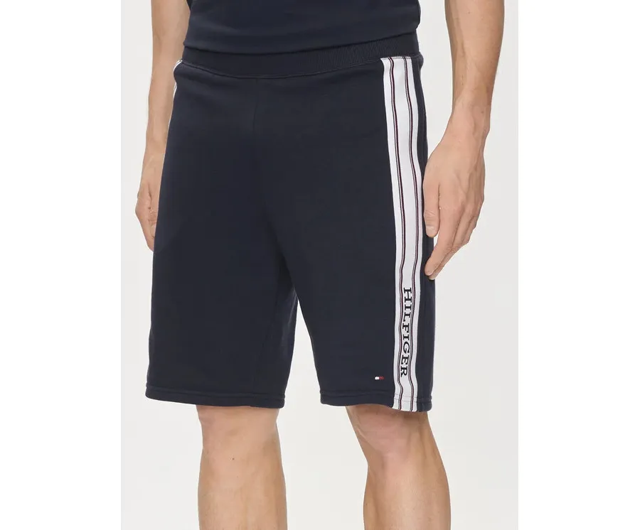 obrazek 1 Tommy Hilfiger Szorty sportowe UM0UM03200 Granatowy Regular Fit
