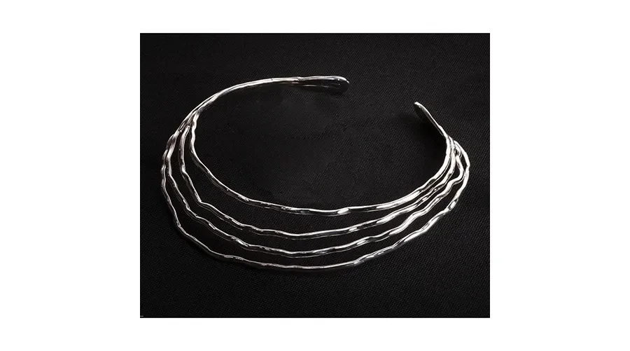 obrazek 1 Luksusowy naszyjnik "Fala czołowa" - idealny upominek z okazji rocznicy