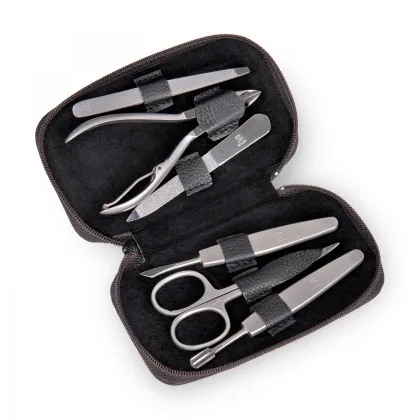 Zdjęcie Wysokiej jakości zestaw do manicure ze stali nierdzewnej