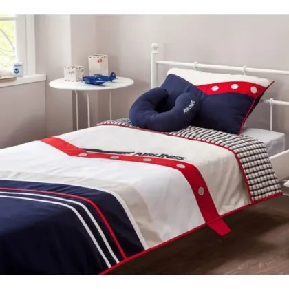 Zdjęcie Piękna narzuta do pokoju małego pilota - Cilek