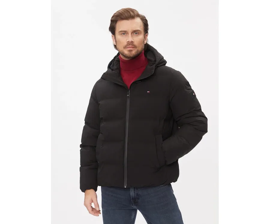 obrazek 1 Tommy Hilfiger Kurtka zimowa MW0MW33958 Czarny Regular Fit