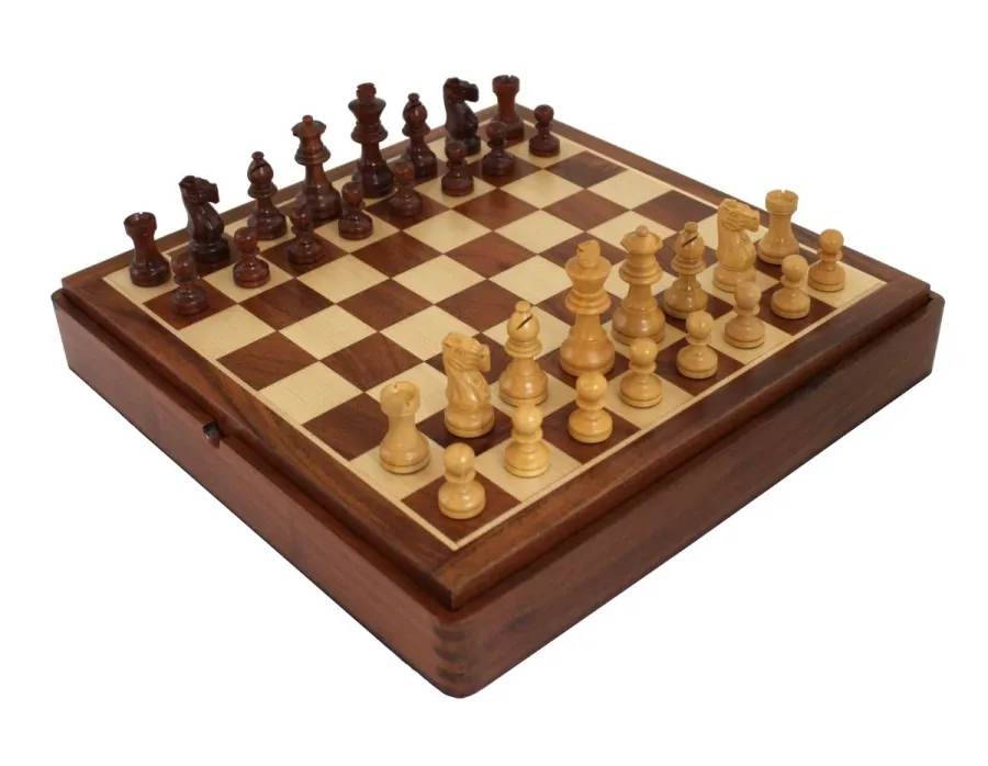 obrazek 1 Włoski komplet gier planszowych z drewna - szachy, warcaby i backgammon