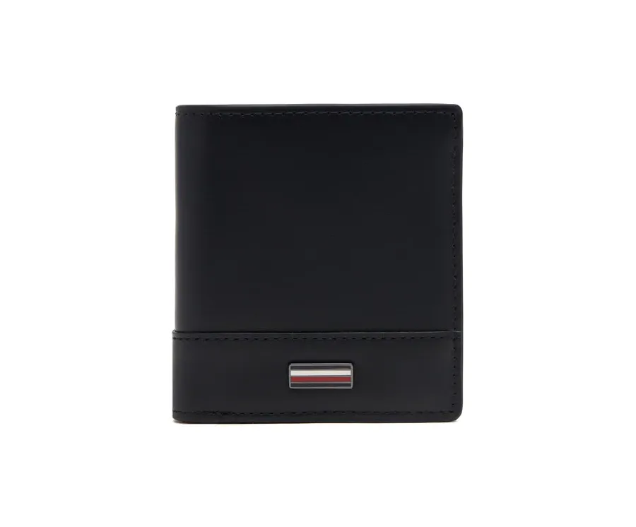 obrazek 1 Tommy Hilfiger Duży Portfel Męski Th Corp Trifold AM0AM13247 Czarny