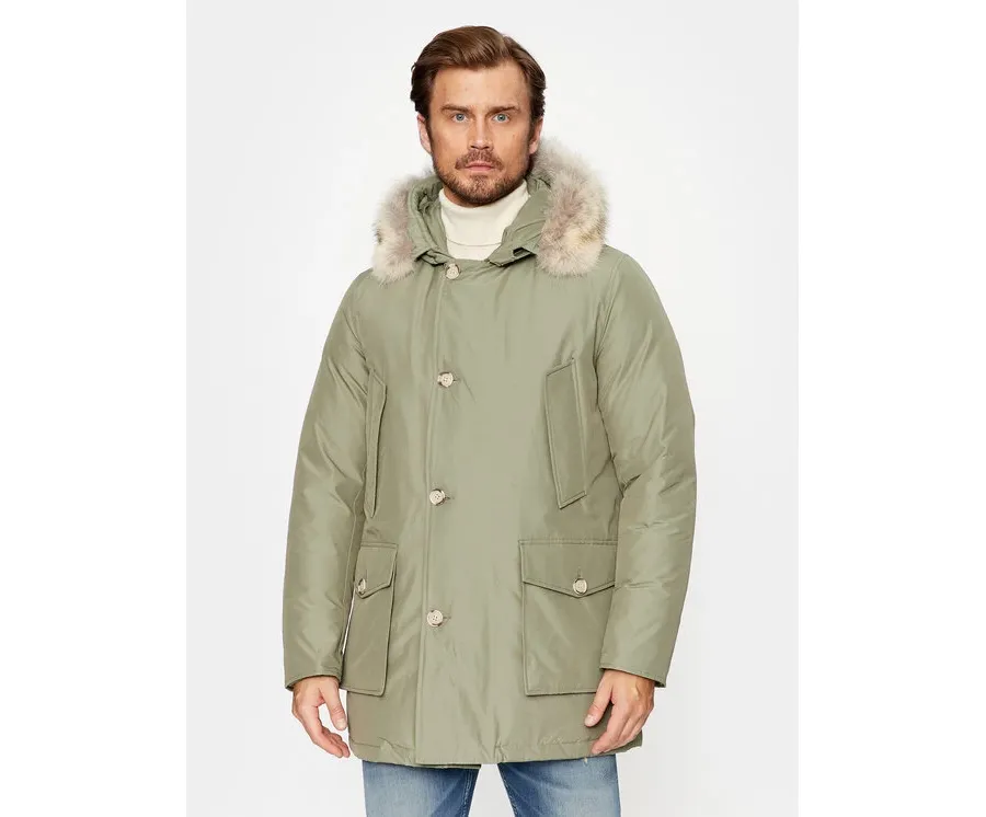 obrazek 1 Woolrich Kurtka puchowa Arctic CFWOOU0482MRUT0001 Zielony Regular Fit
