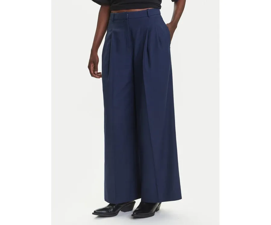 obrazek 1 HUGO Spodnie materiałowe Harenau 50542606 Granatowy Relaxed Fit