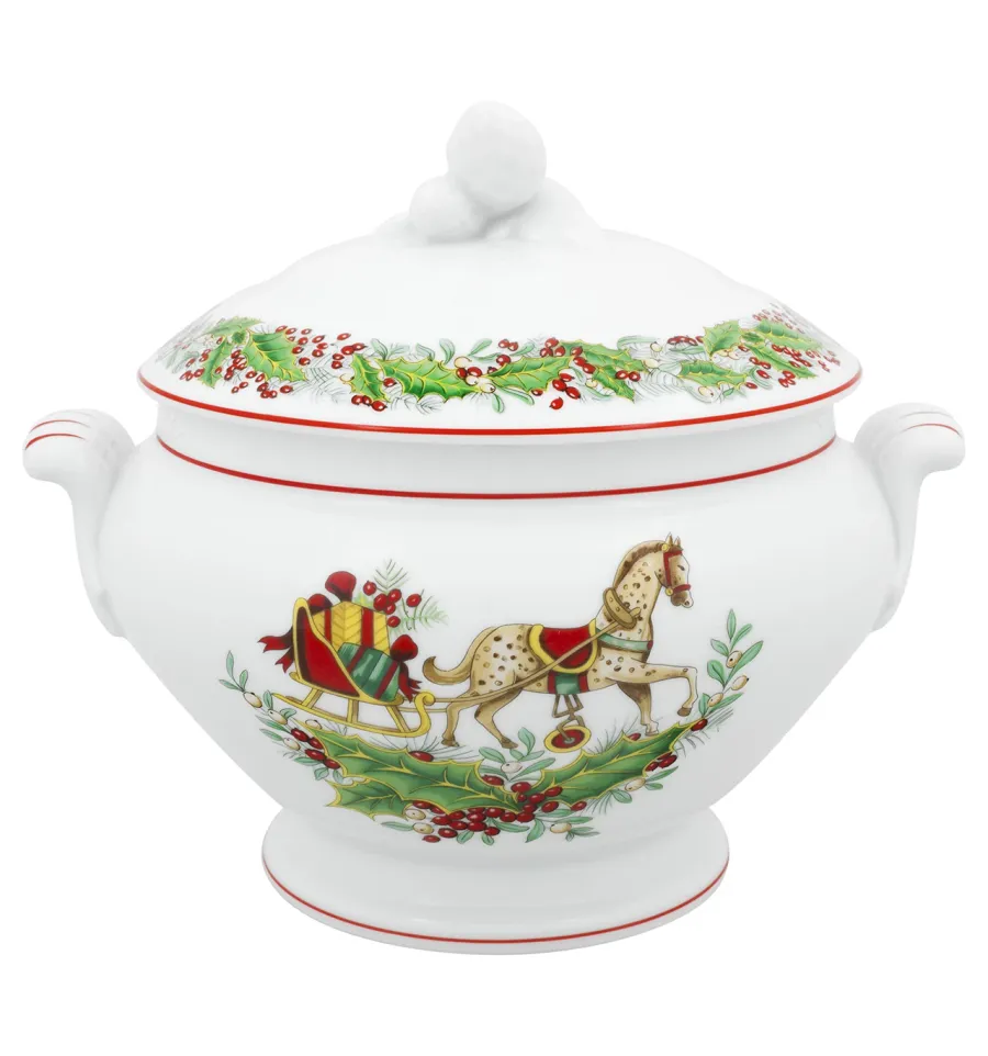 picture 1 A stylish porcelain soup tureen from the Christmas Magic collection inspired by London - Vista Alegre