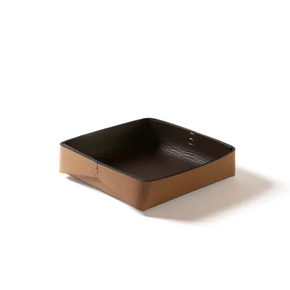 Zdjęcie Kwadratowa duża skórzana taca z Włoch