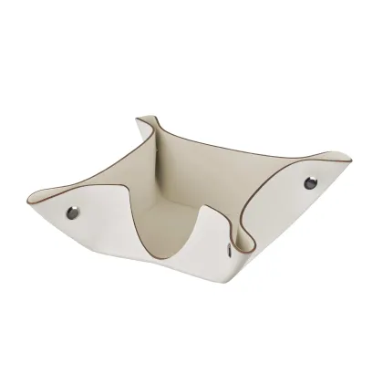 Zdjęcie Biały skórzany pojemnik na bloczek papieru