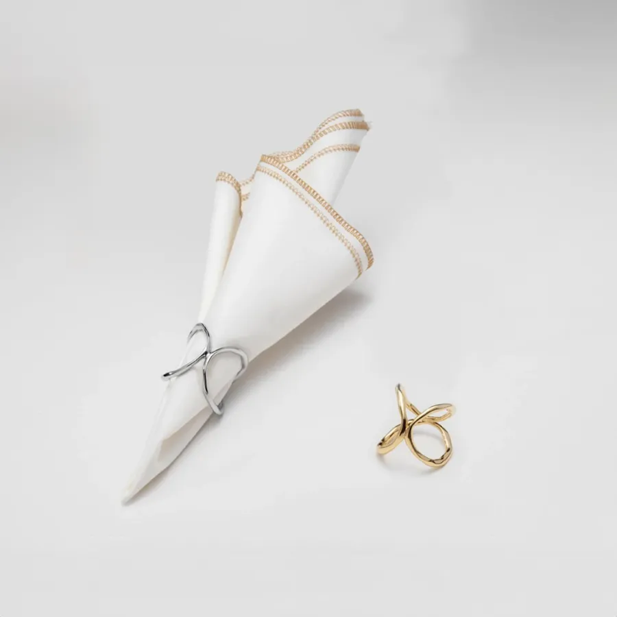 obrazek 2 4 chromowane obrączki na serwetki