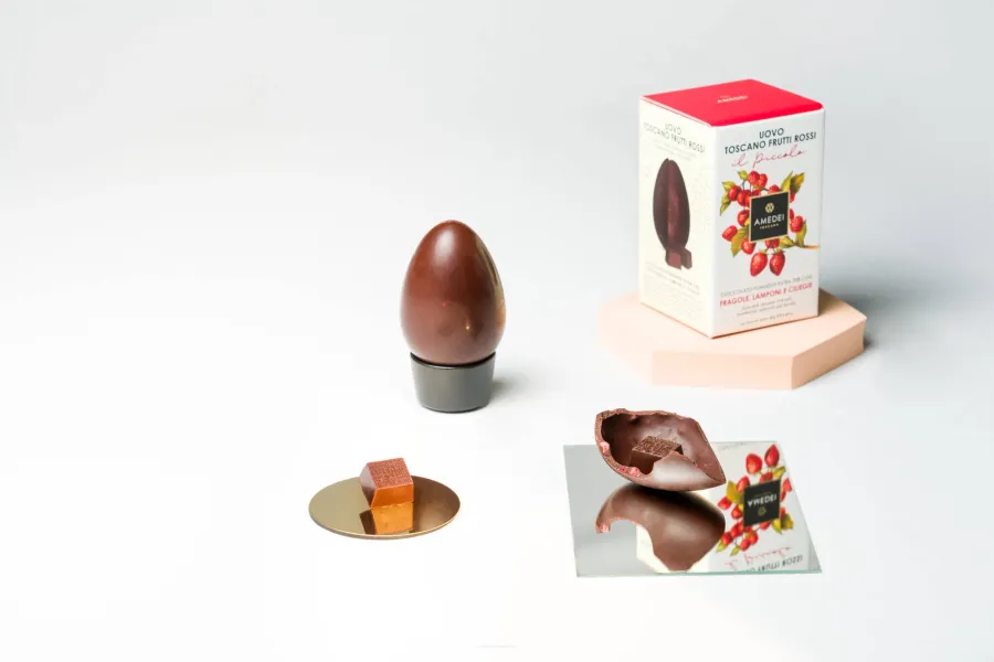 obrazek 2 Włoskie jajko czekoladowe Frutti Rossi Amedei, 80g