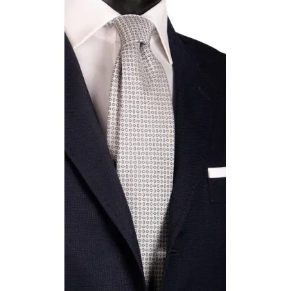 Zdjęcie Ręcznie wykonany biały jedwabny krawat