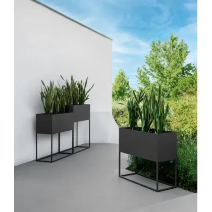 Picture A wonderful garden pot from an Italian manufacturer