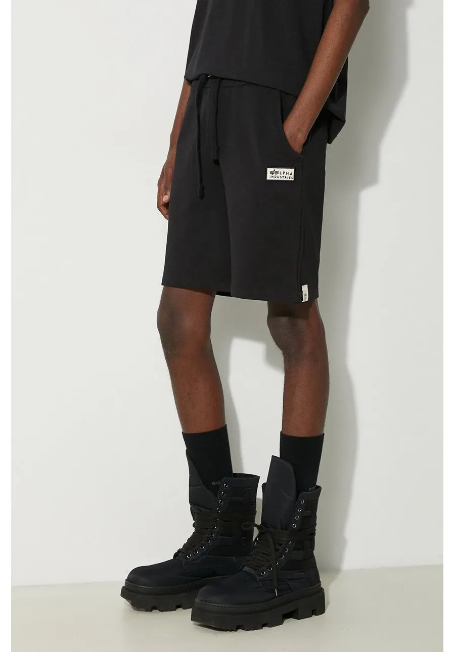 obrazek 1 Alpha Industries szorty bawełniane kolor czarny 106365.649-CZARNY