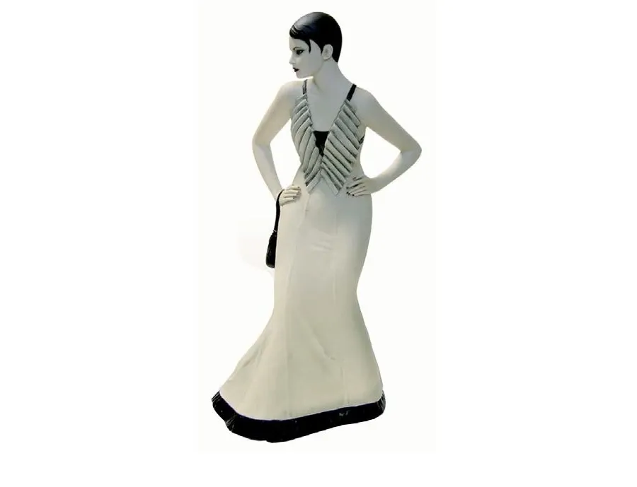 obrazek 1 Figurka kobiety luksusowej wykonana z włoskiej porcelany