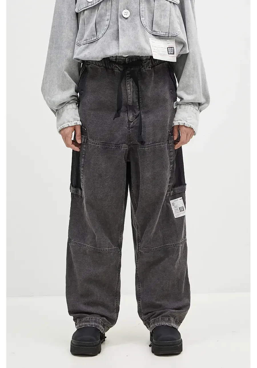 obrazek 1 Maison MIHARA YASUHIRO spodnie bawełniane Satin Cargo kolor czarny proste J13PT171