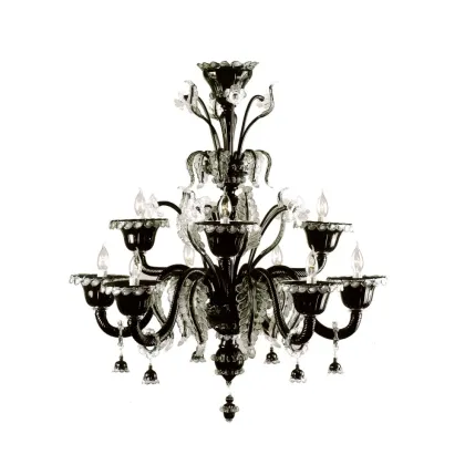 Zdjęcie Ekskluzywny żyrandol wykonany ze szkła