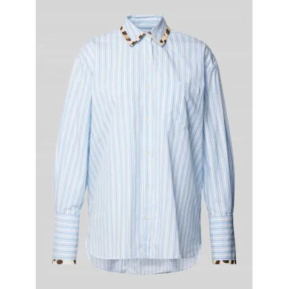 Zdjęcie Bluzka koszulowa o kroju regular fit z kieszenią na piersi