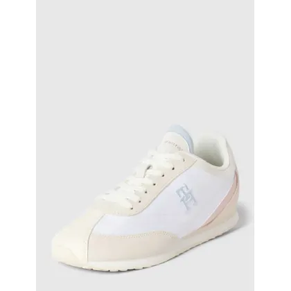 Zdjęcie Sneakersy ze skóry z wyhaftowanym logo