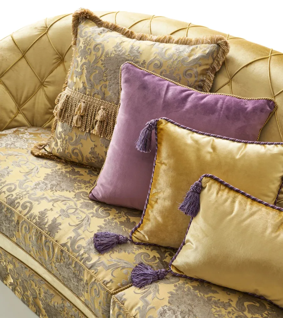 obrazek 3 Klasyczna duża sofa do wyjątkowego salonu